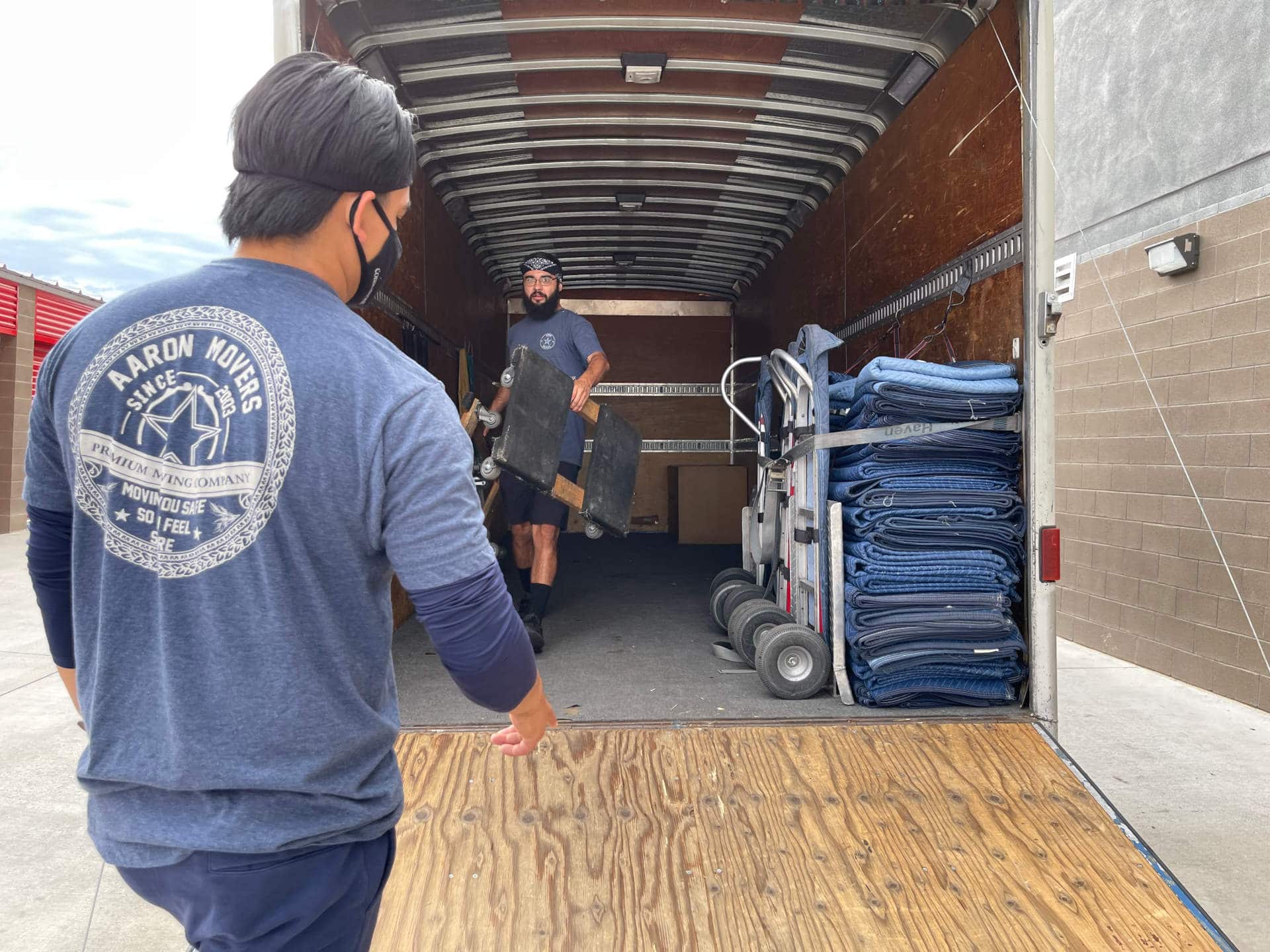 Aaron Movers employees preparing for a long distance move